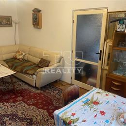 REZERVOVANÉ!!! EXKLUZÍVNE na predaj 2-izbový byt Hliny 3 o výmere 58m2(lodžia a balkón)