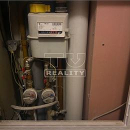 REZERVOVANÉ!!! EXKLUZÍVNE na predaj 2-izbový byt Hliny 3 o výmere 58m2(lodžia a balkón)