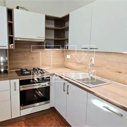 Na predaj 2-izbový byt s loggiou, Bernolákova ulica - Topoľčany