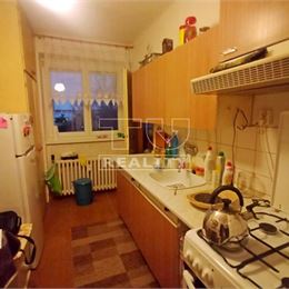 Rezervovaný ...Na predaj 3 izbový byt s balkónom, blízko centra v Poprade