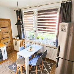 TUreality ponúka na predaj krásny a veľký 2i byt v na sídlisku Západ vo Zvolene o výmere 62 m²