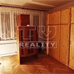 Priestranný 3-izbový byt s balkónom, 73m2 na námesti v Žiari nad Hronom