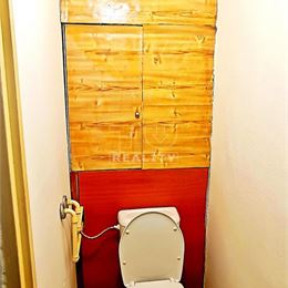 Priestranný 3-izbový byt s balkónom, 73m2 na námesti v Žiari nad Hronom