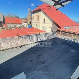 RODINNÝ DOM RAJEC, 484M2