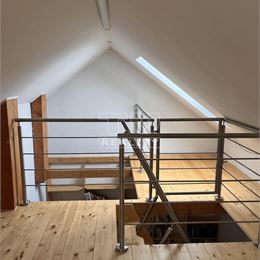 TUreality predáva luxusný 4 izbový bytovy dom s dvojgarážou a záhradkou v Spišskej Belej.Znížená cena!!!