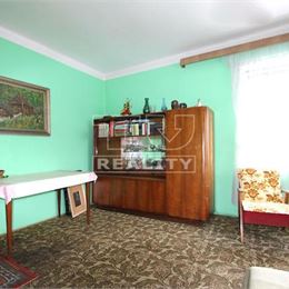 Nová cena:Rodinný dom a 1200m2 pozemok