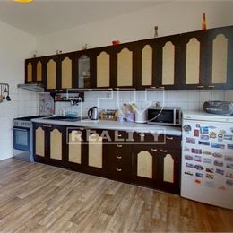 Rodinný dom , pozemok 360m2, Dolný Kubín