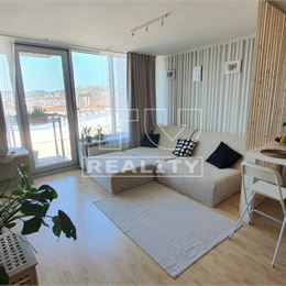 Slnečný 3-izbový byt s výhľadom Ružinov-Tri Veže 85m2