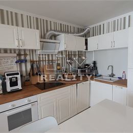 Slnečný 3-izbový byt s výhľadom Ružinov-Tri Veže 85m2
