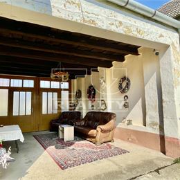 Rodinný dom s pozemkom 1183 m2 v Drahovciach pri Piešťanoch
