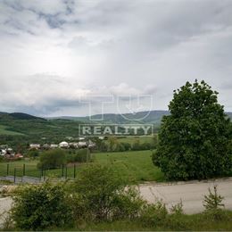 Pozemok na výstavbu rodinného domu s nádherným výhľadom na okolie v obci Lubina