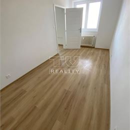 Novozrekonštruovaný 4-izbový byt vo vyhľadávanej lokalite Bratislavy, pri Horskom parku