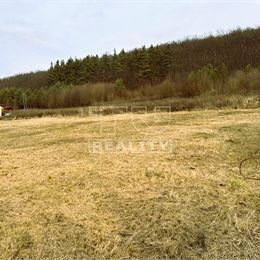 Slnečný pozemok, Veľký Šariš-Kanaš, 827 m2.