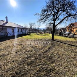 VÝHRADNE! Stavebný pozemok Drienov, 10 min. Prešov, 876 m2