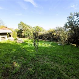 VÝHRADNE! Pozemok s chatkou, Prešov, časť Kalvária, 950 m2