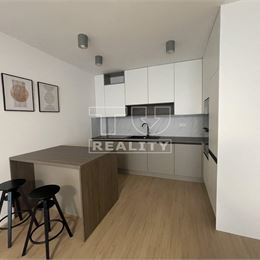 Slnečný 2i byt s balkónom v novostavbe Ovocné sady v Bratislave, 44,8 m2