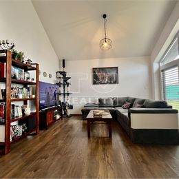 Krásny a priestranný 4i rodinný dom v obci Chorvátsky Grob, časť Čierna Voda, 108 m2