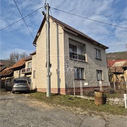 POZOR ZNÍŽENÁ CENA! Na predaj rodinný dom v Nitrianskych Sučanoch, okres Prievidza