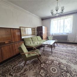 POZOR ZNÍŽENÁ CENA! Na predaj rodinný dom v Nitrianskych Sučanoch, okres Prievidza