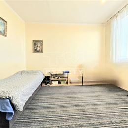 Na predaj 3 izbový byt v pôvodnom, zachovalom stave 70 m2 Hlohovec
