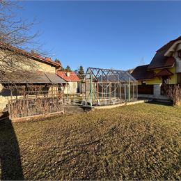 Na predaj: Starý dvojgeneračný rodinný dom vo Veľkej Lomnici
