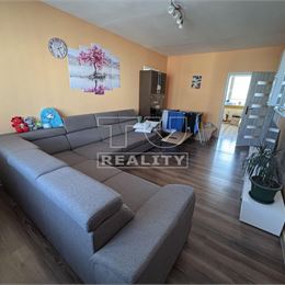 Na predaj - 3izbový byt s lodžiou, Poprad-Nový Juh