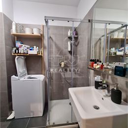 TU Reality ponúka na dlhodobý prenájom 1-izbový byt s balkónom v Slnečniciach, 41,12 m2