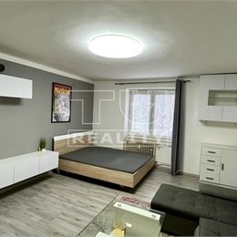 Na predaj priestranná 28,5m2 Gorzónka, Martin - Sever