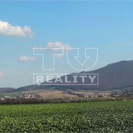 PRIPRAVUJEME DO PONUKY RD GEČA, na pozemku o rozlohe 640m2.