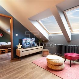 PRENÁJOM-2-IZBOVÝ BYT,STARÉ MESTO,48m2,900€ s ENERGIAMI