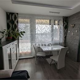 4-izbový byt Karlova Ves kompletná rekonštrukcia