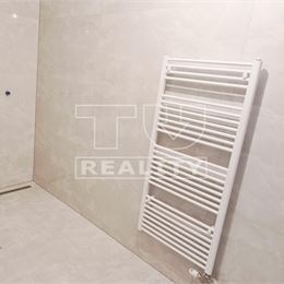 EXKLUZÍVNE - Novostavba - skolaudovaný 4.izb.rod.dom-bungalov,obec Závod,pozemok 520m2