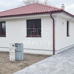 EXKLUZÍVNE - Novostavba - skolaudovaný 4.izb.rod.dom-bungalov,obec Závod,pozemok 520m2
