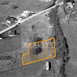 Znížená cena - Veľký slnečný pozemok - 1279 m2 - v krásnom prostredí obce Lubina - Hrnčiarové