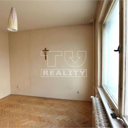 Predaj 3i bytu s kuchyňou 70m2,+ 2 balkóny Ružomberok