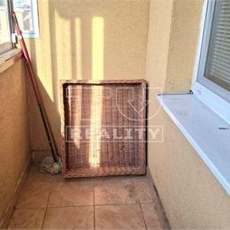 Na predaj pekný 3 izbový byt s balkónom a šatníkom**výborná lokalita**Skalica**