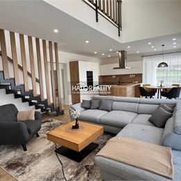 Predaj, rodinný dom Slaská, luxusný so zariadením - NOVOSTAVBA - EXKLUZÍVNE HALO REALITY