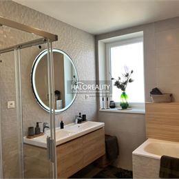 Predaj, rodinný dom Slaská, luxusný so zariadením - NOVOSTAVBA - EXKLUZÍVNE HALO REALITY