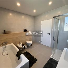 Predaj, rodinný dom Slaská, luxusný so zariadením - NOVOSTAVBA - EXKLUZÍVNE HALO REALITY