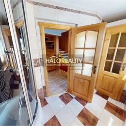Predaj, dva rodinné domy s garážou, Liptovský Ján - EXKLUZÍVNE HALO REALITY