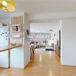 Predaj, štvorizbový byt Stupava, Cementárenská - ZNÍŽENÁ CENA - EXKLUZÍVNE HALO REALITY
