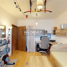 Predaj, štvorizbový byt Stupava, Cementárenská - ZNÍŽENÁ CENA - EXKLUZÍVNE HALO REALITY