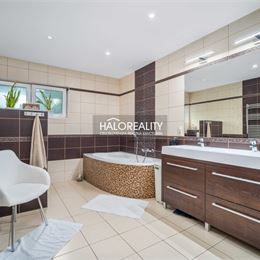 Predaj, rodinný dom Nová Dedinka, Nová Ves pri Dunaji, privátna ulica - NOVOSTAVBA - EXKLUZÍVNE HALO REALITY