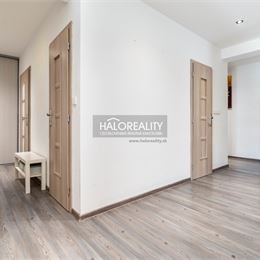 REZERVOVANÉ - Predaj, rodinný dom Senec - NOVOSTAVBA - EXKLUZÍVNE HALO REALITY + VIDEOOBHLIADKA
