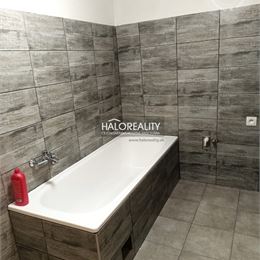 REZERVOVANÉ - Predaj, rodinný dom Častá, Veľký pozemok 5674m² - EXKLUZÍVNE HALO REALITY
