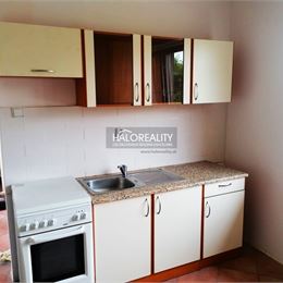 Predaj, rodinný dom Jablonica, Veľký pozemok 18.984m²