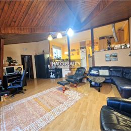 Predaj, rodinný dom Lučenec, s prevádzkou a priestranným bytom 100m² - EXKLUZÍVNE HALO REALITY