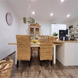 Predaj, rodinný dom Lipník - NOVOSTAVBA - ZNÍŽENÁ CENA - EXKLUZÍVNE HALO REALITY