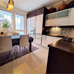 REZERVOVANÉ - Predaj, štvorizbový byt Bratislava Karlova Ves, Dlhé diely