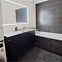 Predaj, trojizbový byt Bratislava Devínska Nová Ves, Vukovarská, s predzáhradkou - NOVOSTAVBA